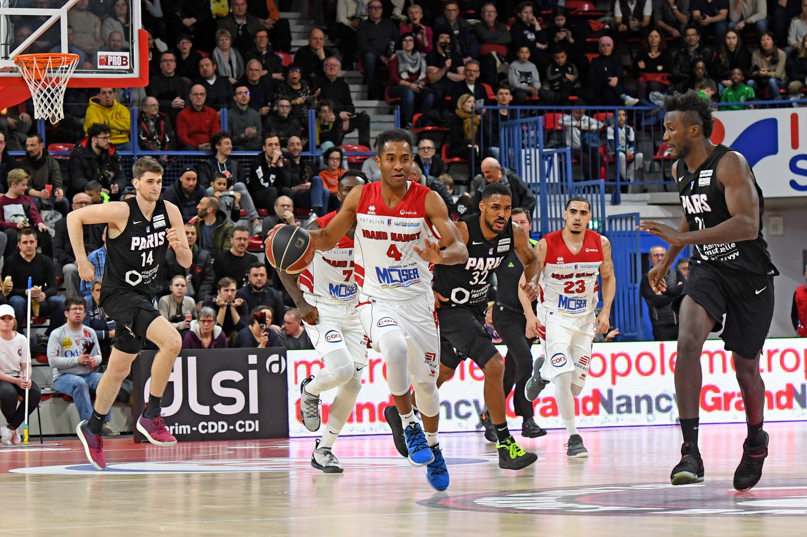 Basket contre handball