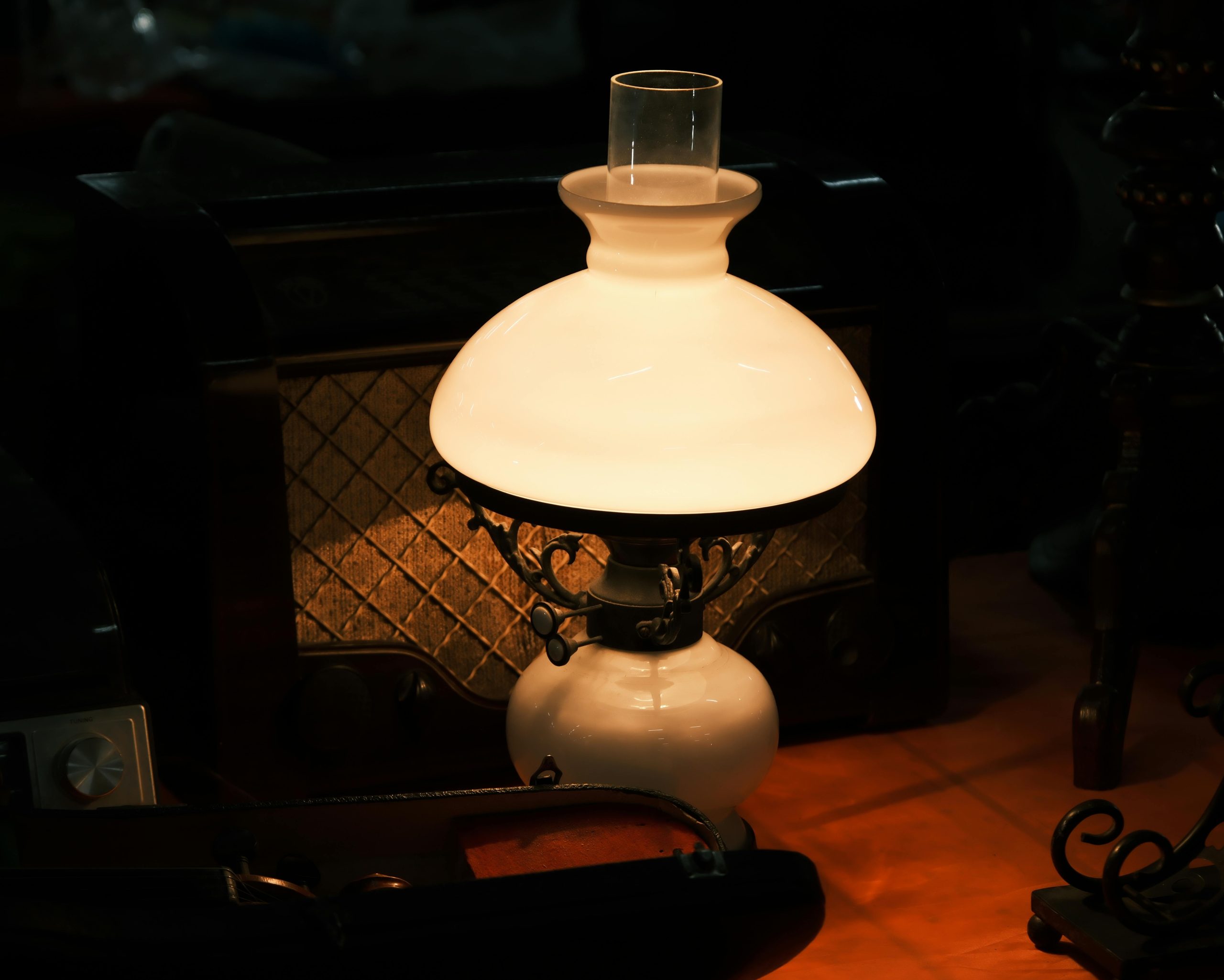 Lampe sur pied ou lampe de table