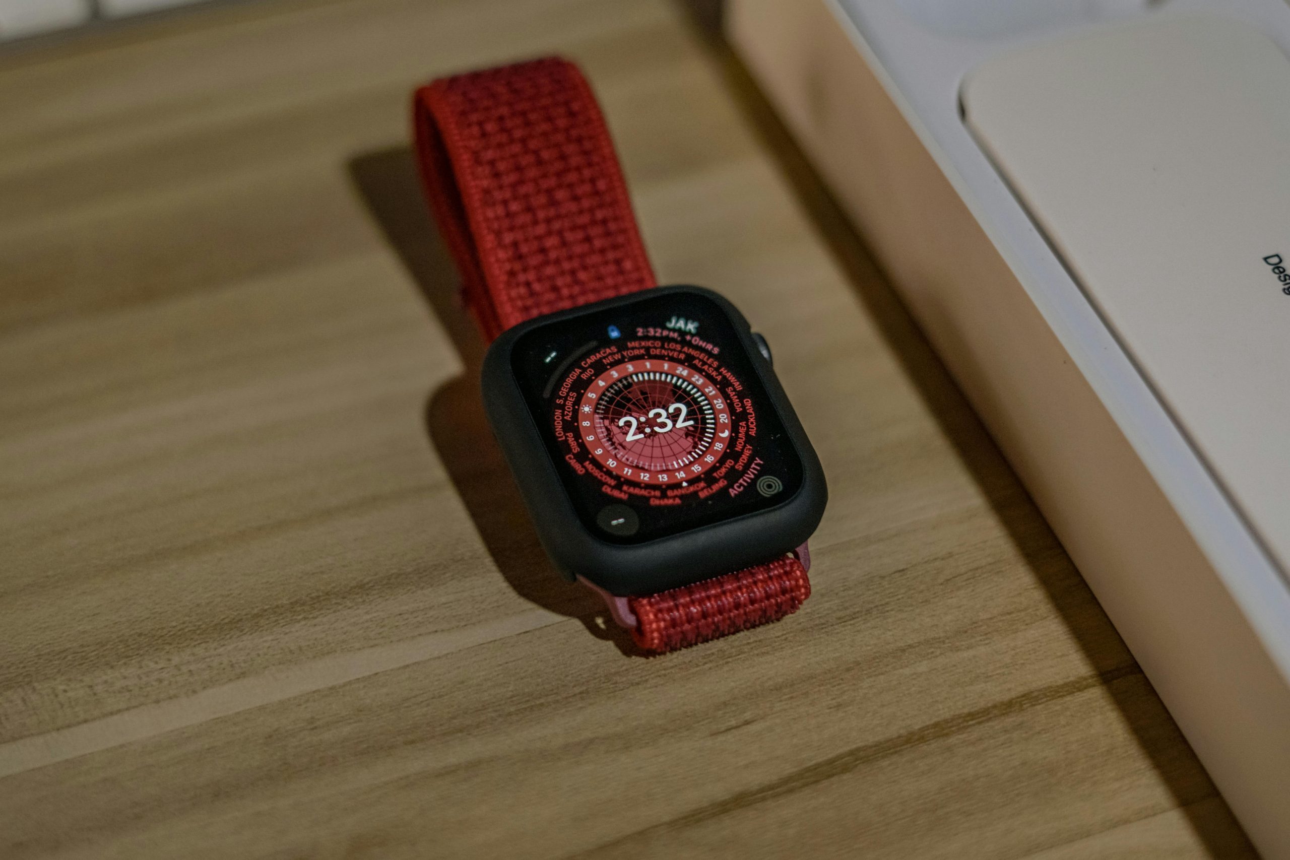 Apple Watch Series 10 ou Ultra 2