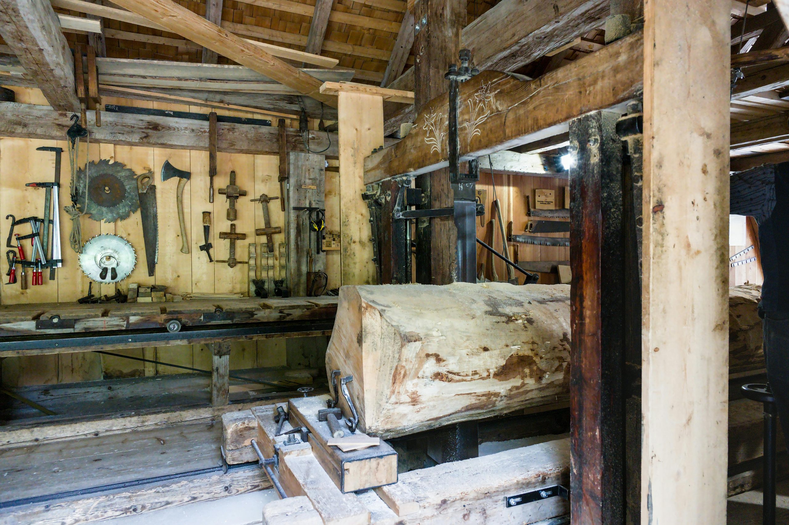 Bois brut ou bois traité