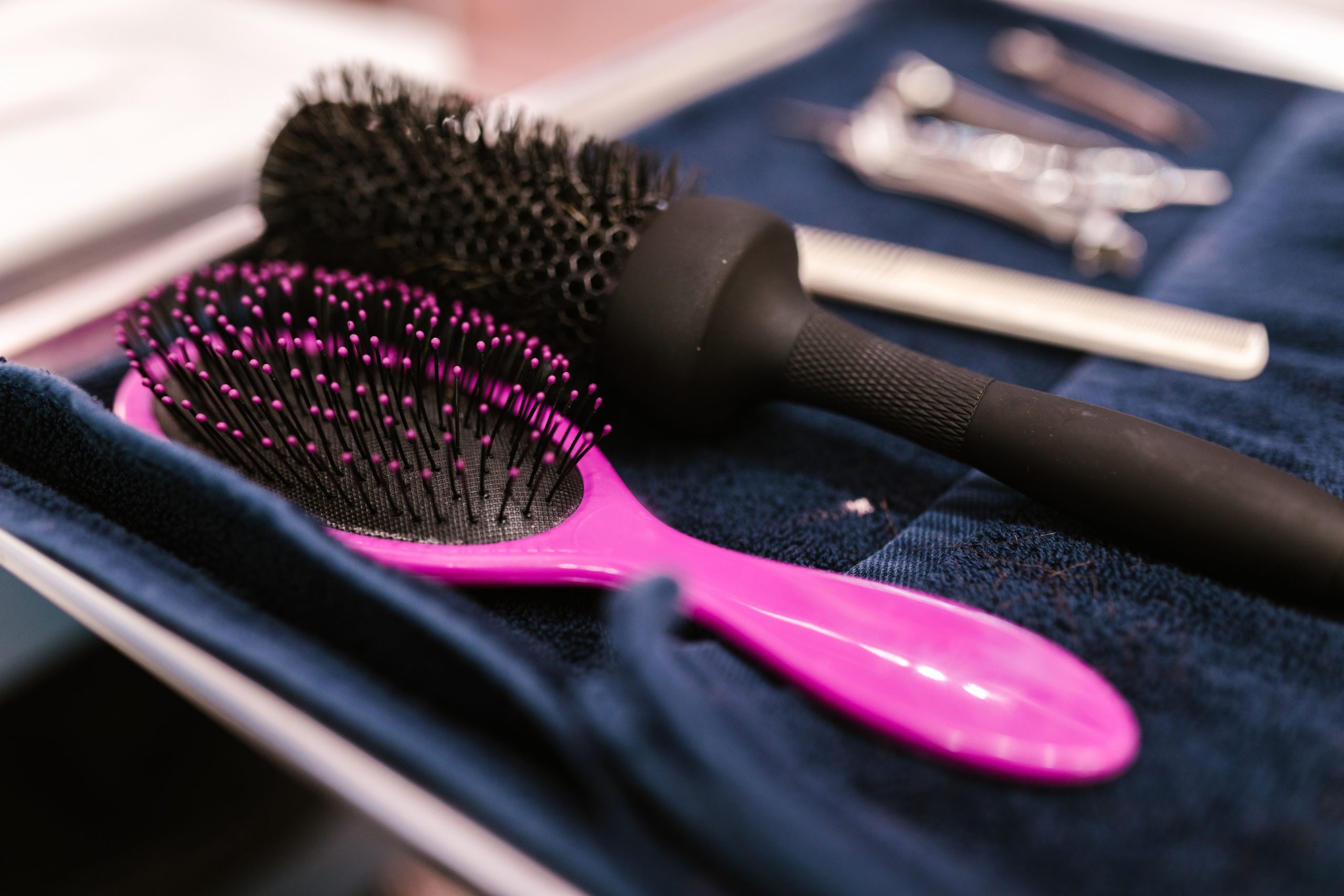 Brosse à cheveux paddle ou brosse ronde