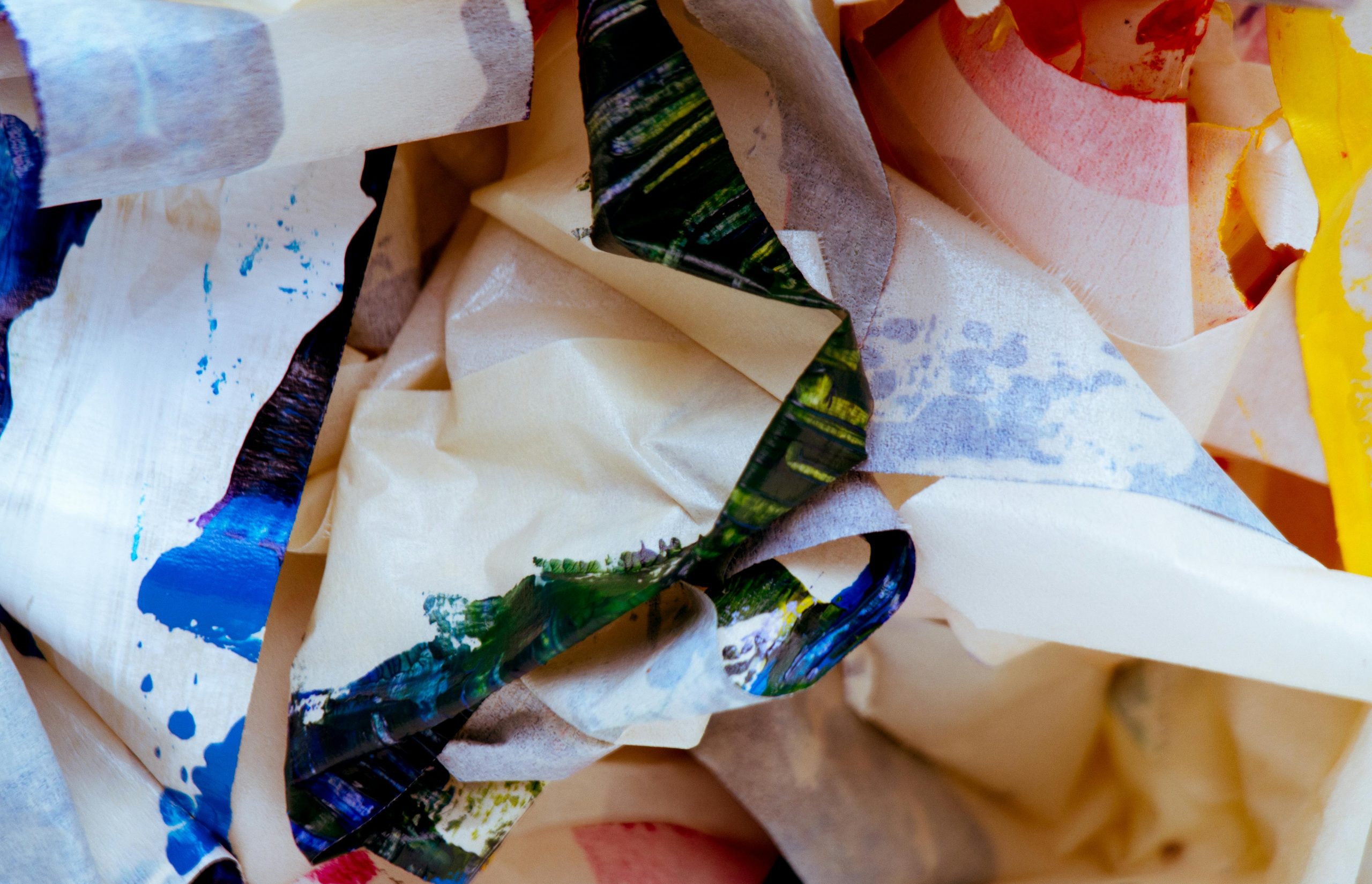 Collage artistique ou peinture