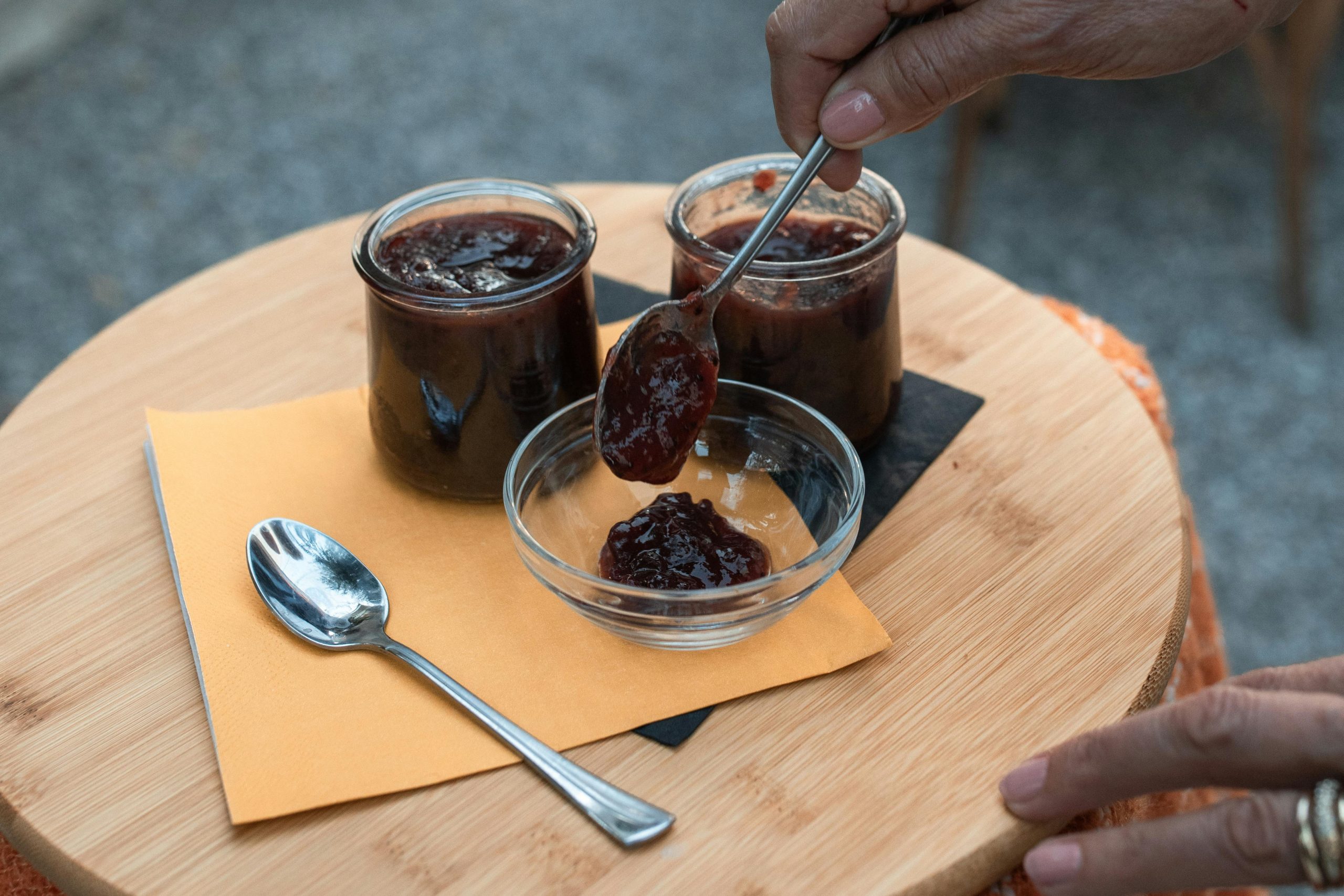 Confiture allégée face à confiture traditionnelle