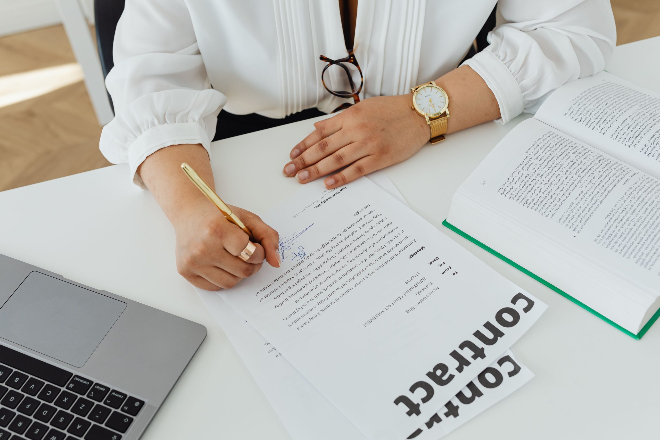 Contrat de prestation ou contrat de travail