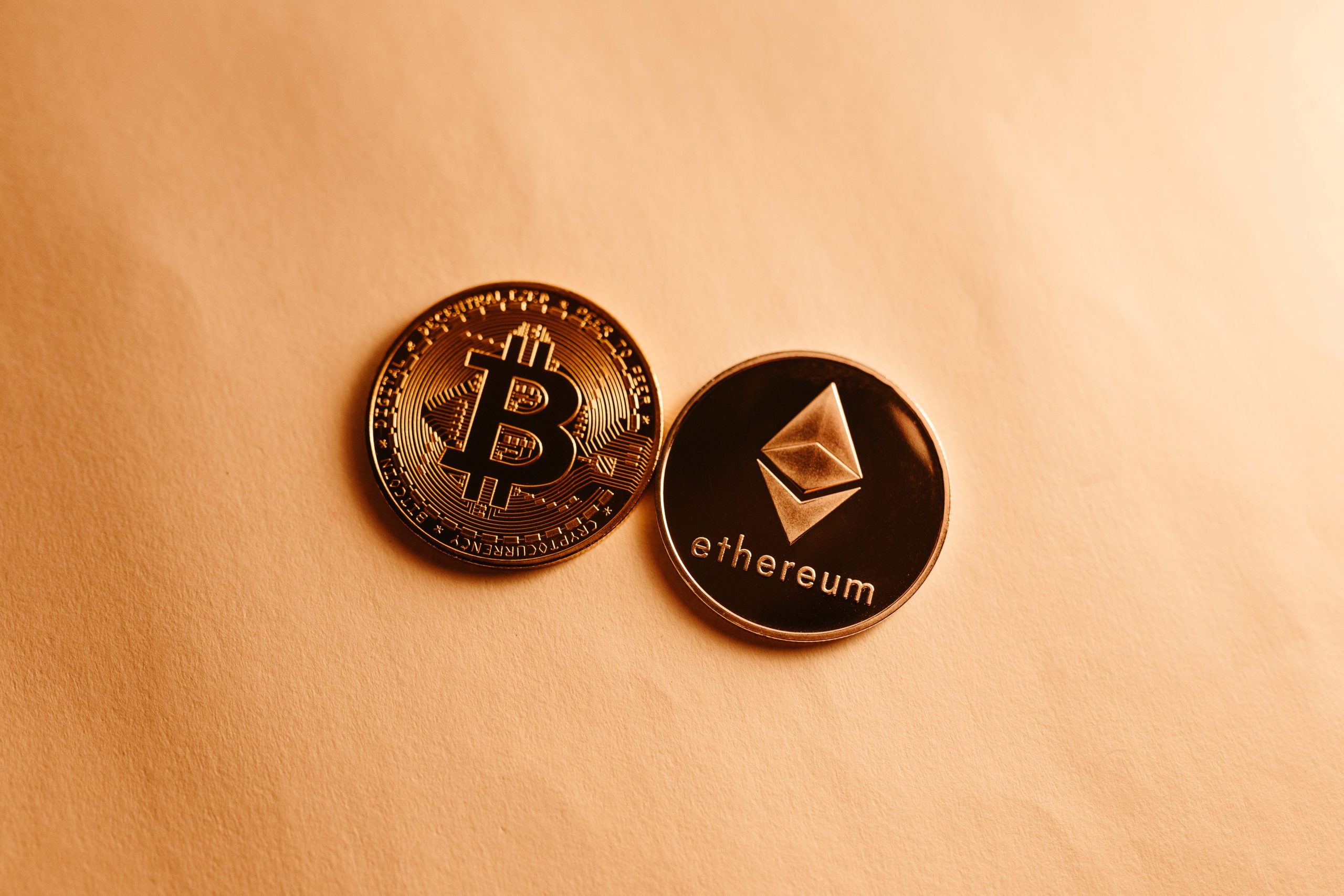 Cryptomonnaie Bitcoin ou Ethereum