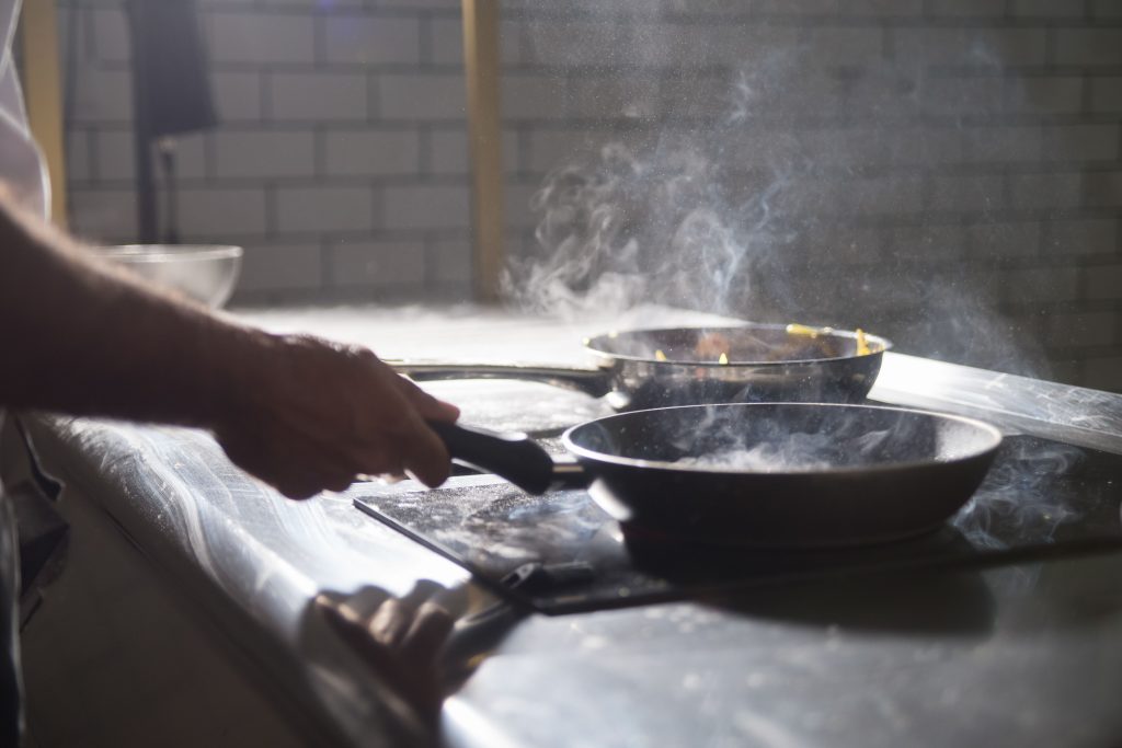 Cuisson au gaz vs cuisson électrique