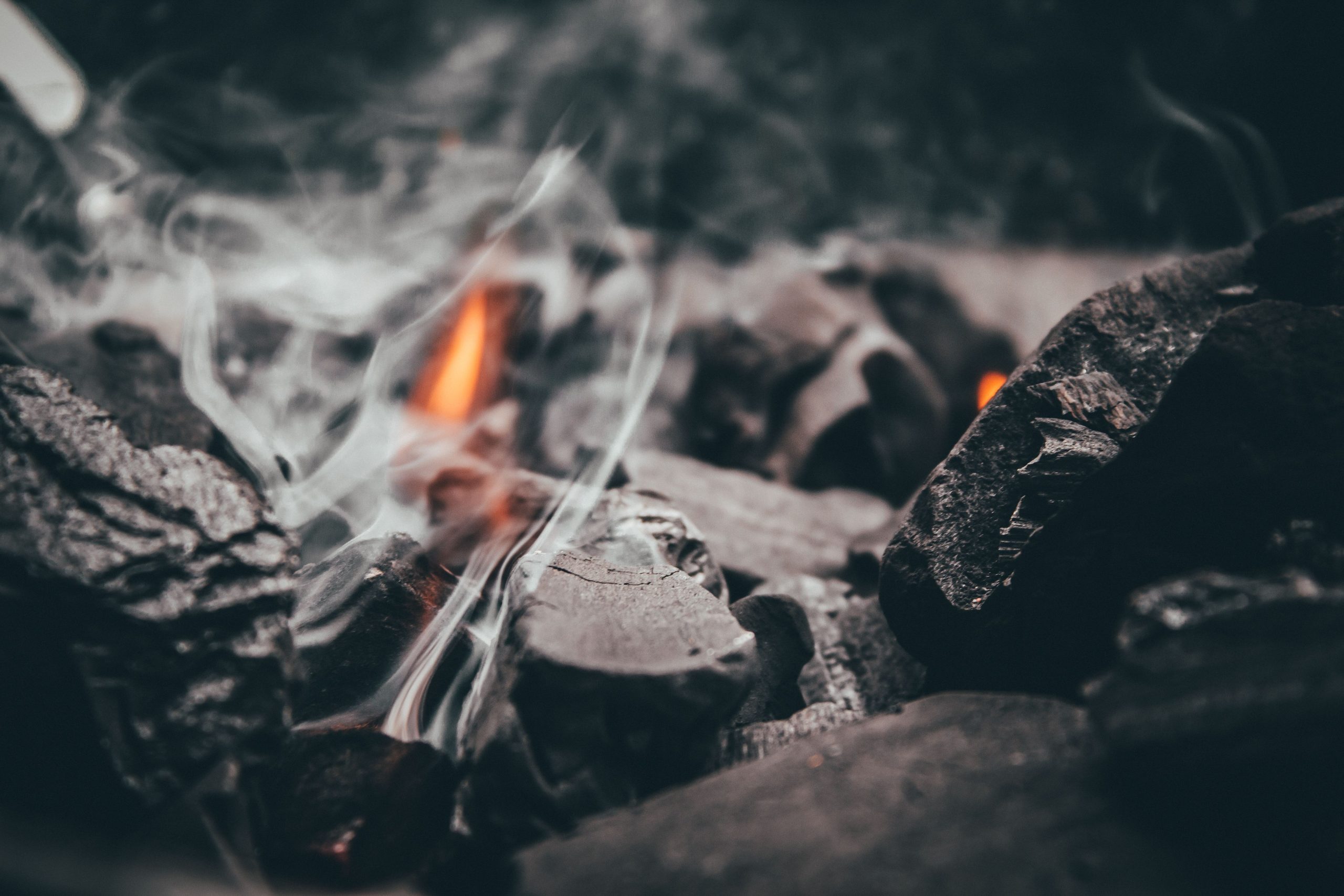 Four pyrolyse ou catalyse