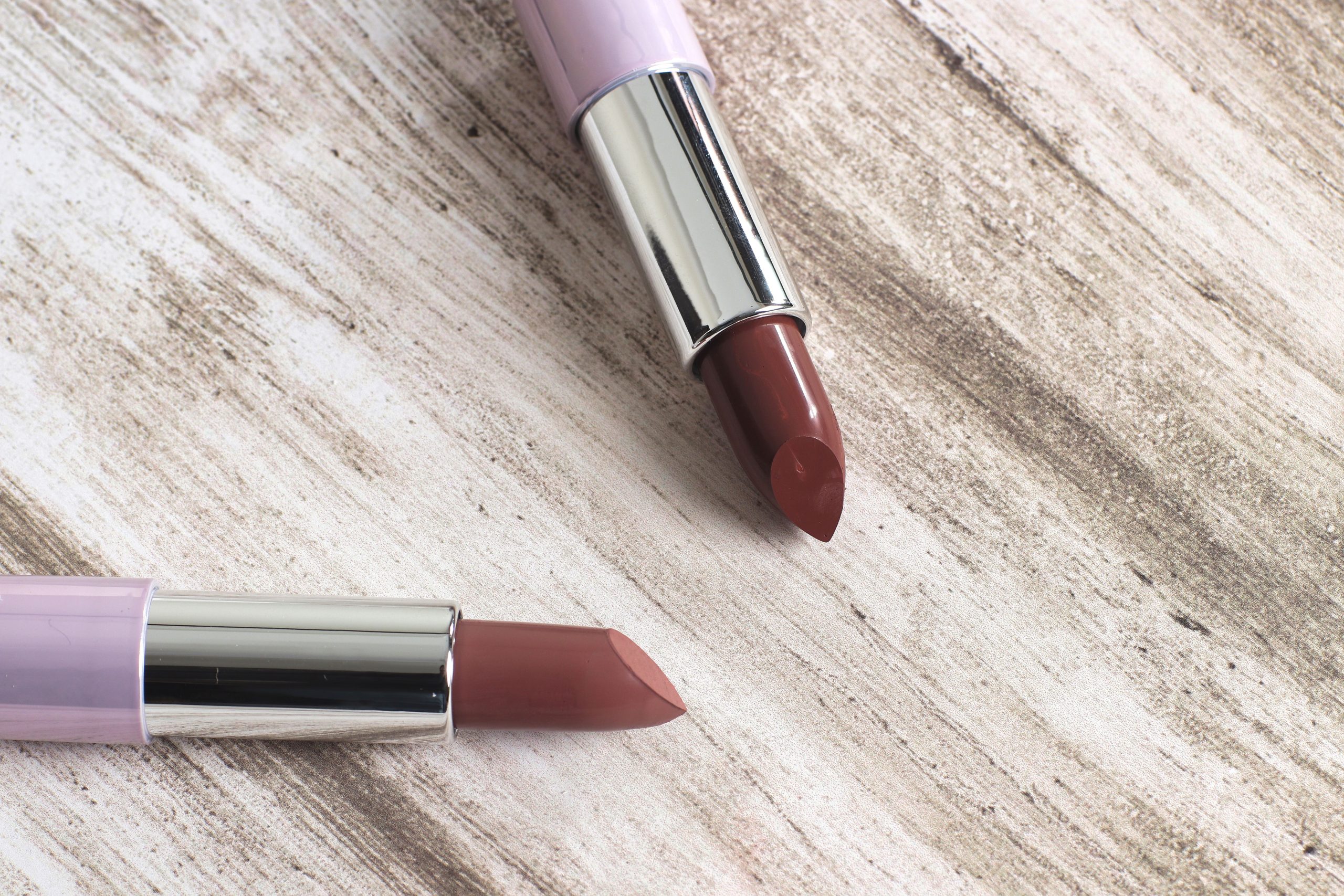 Gloss vs rouge à lèvres