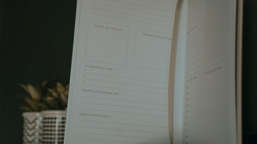 Journal de gratitude ou carnet de réflexion