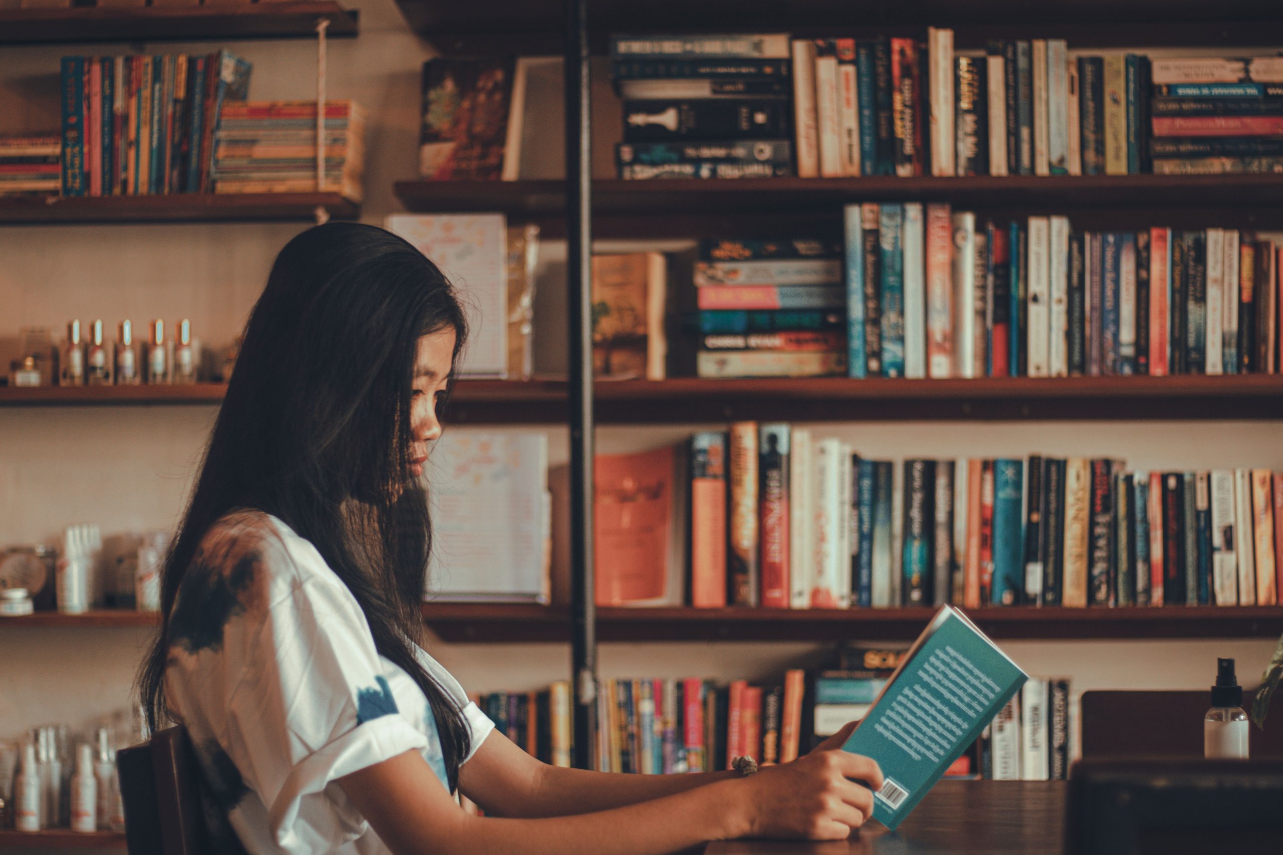 Livre jeunesse ou livre adulte