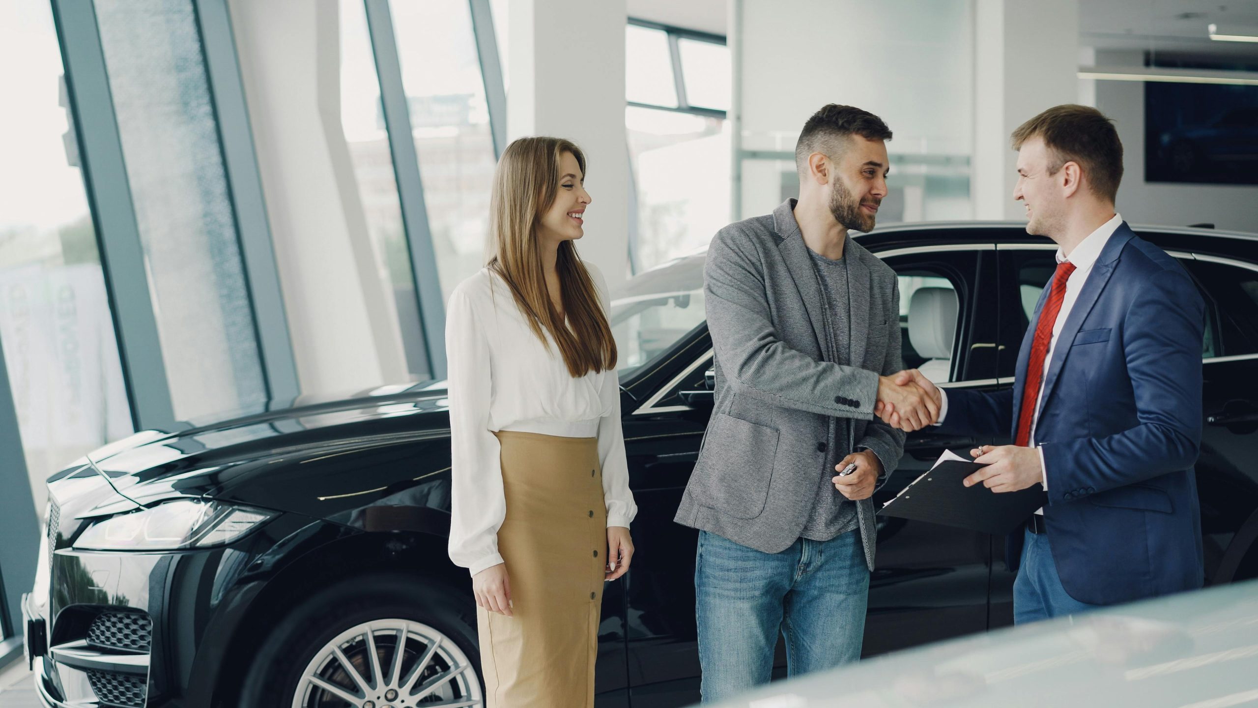 Location avec option d'achat face à leasing
