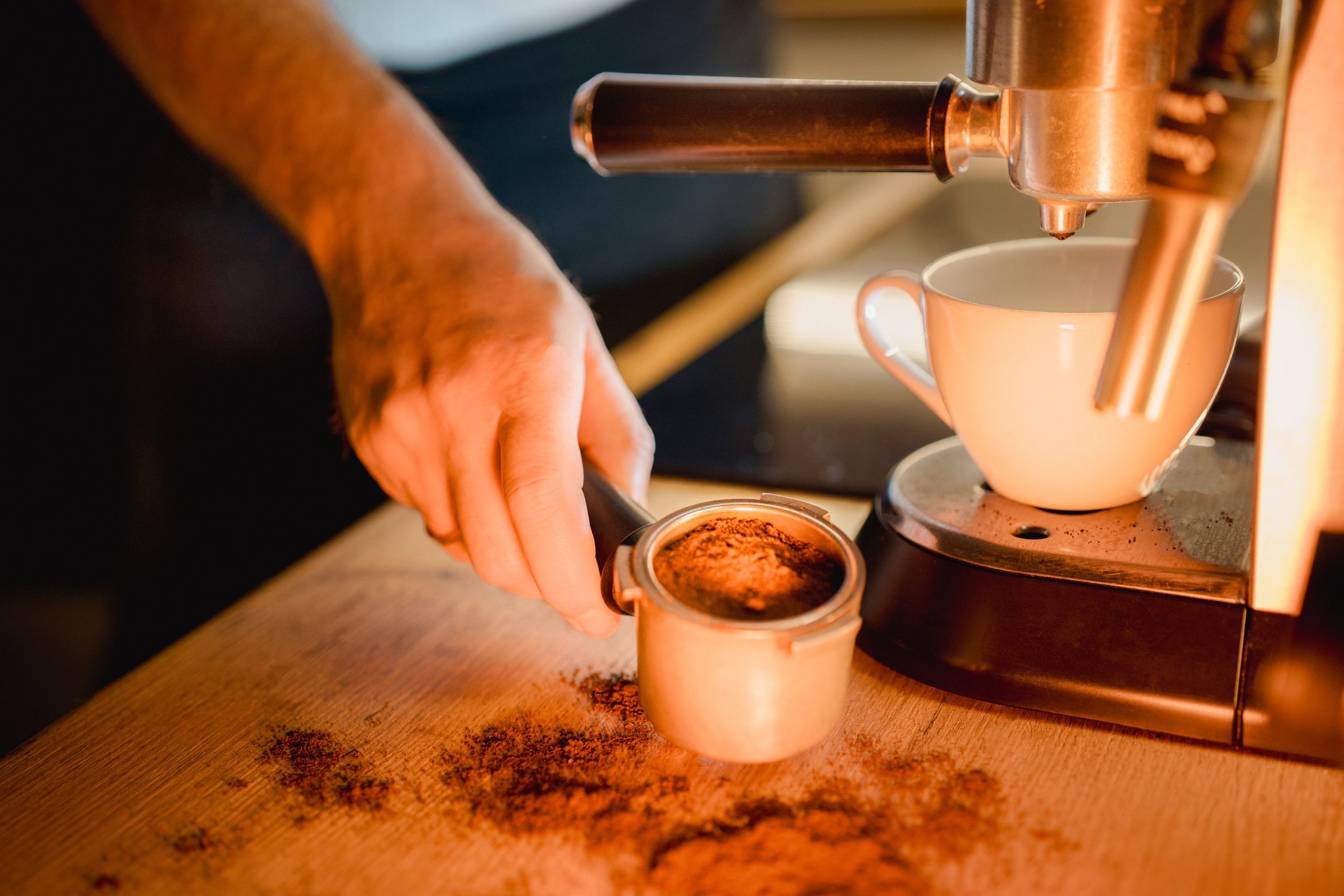 Machine à expresso ou cafetière filtre