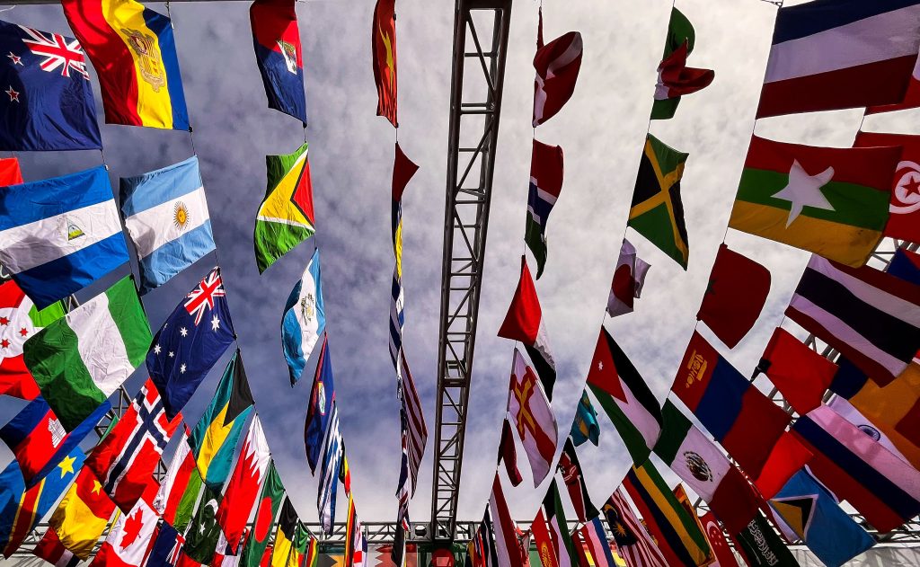 Prestataire local contre international