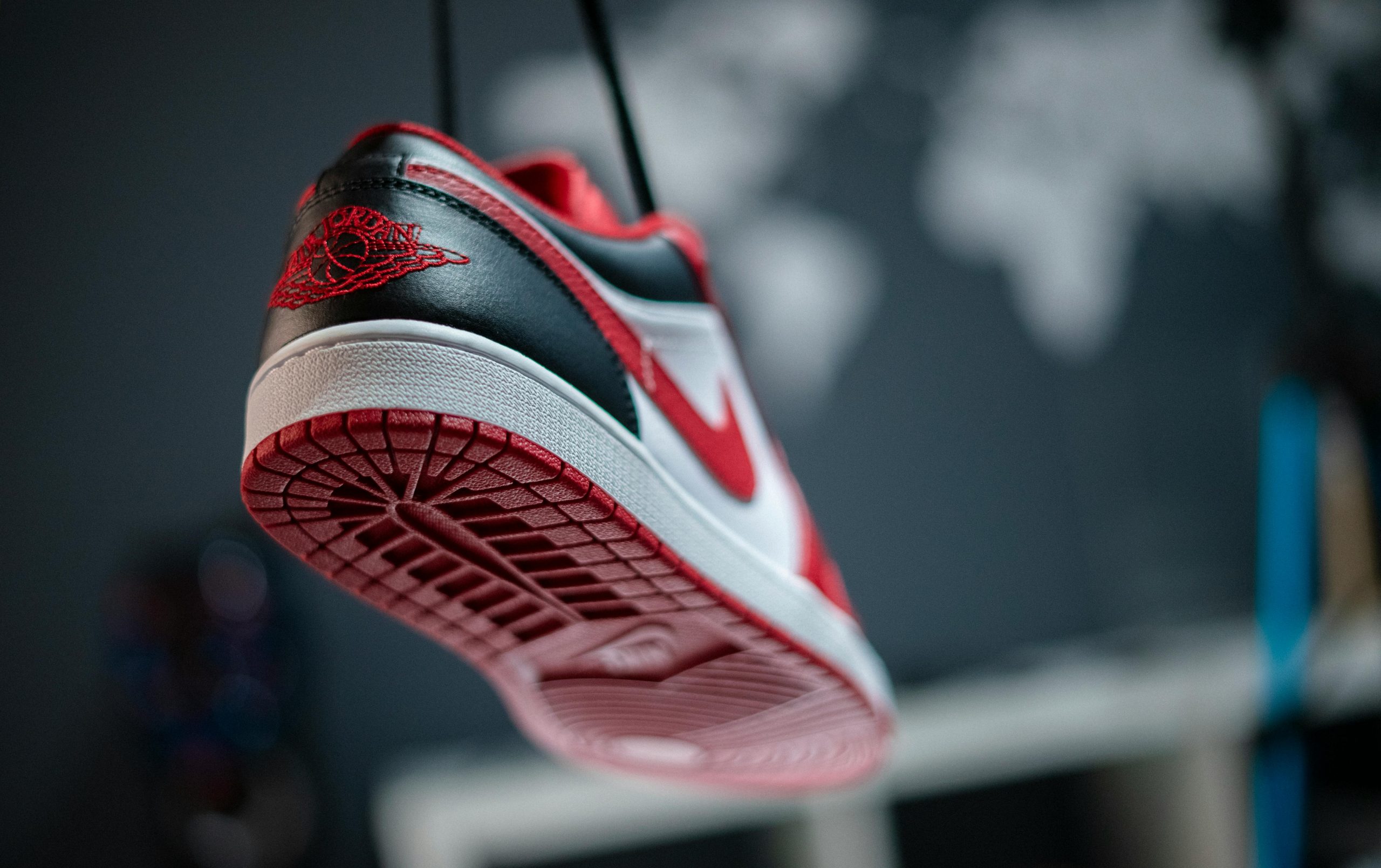 Sneakers Jordan vs Nike Air Max