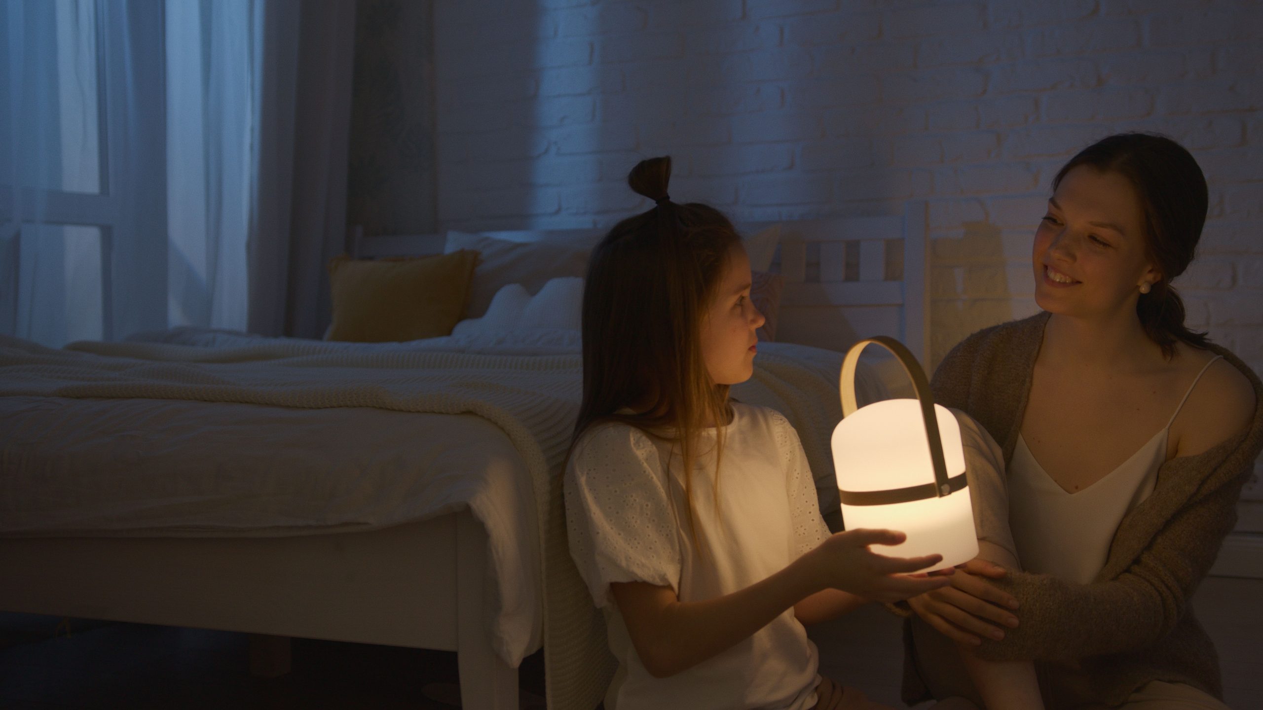 Veilleuse rechargeable vs veilleuse sur secteur