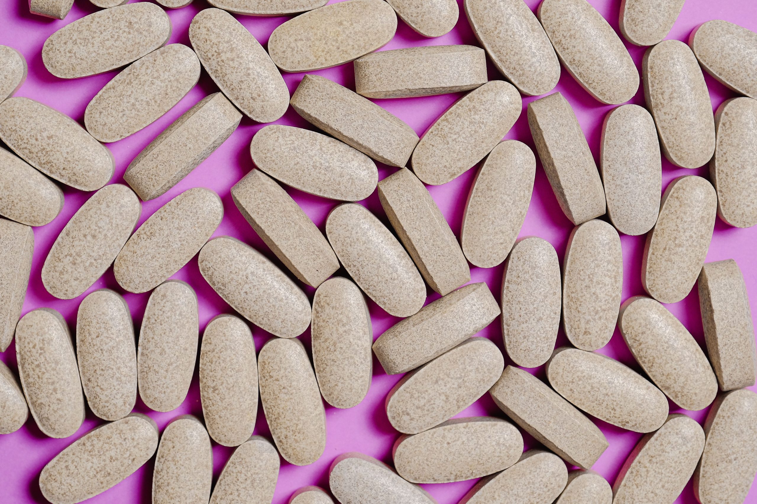 Vitamines naturelles ou synthétiques